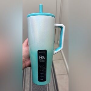 BrüMate 40oz Era Limited Edition “GLITTER AQUA OMBRÉ”